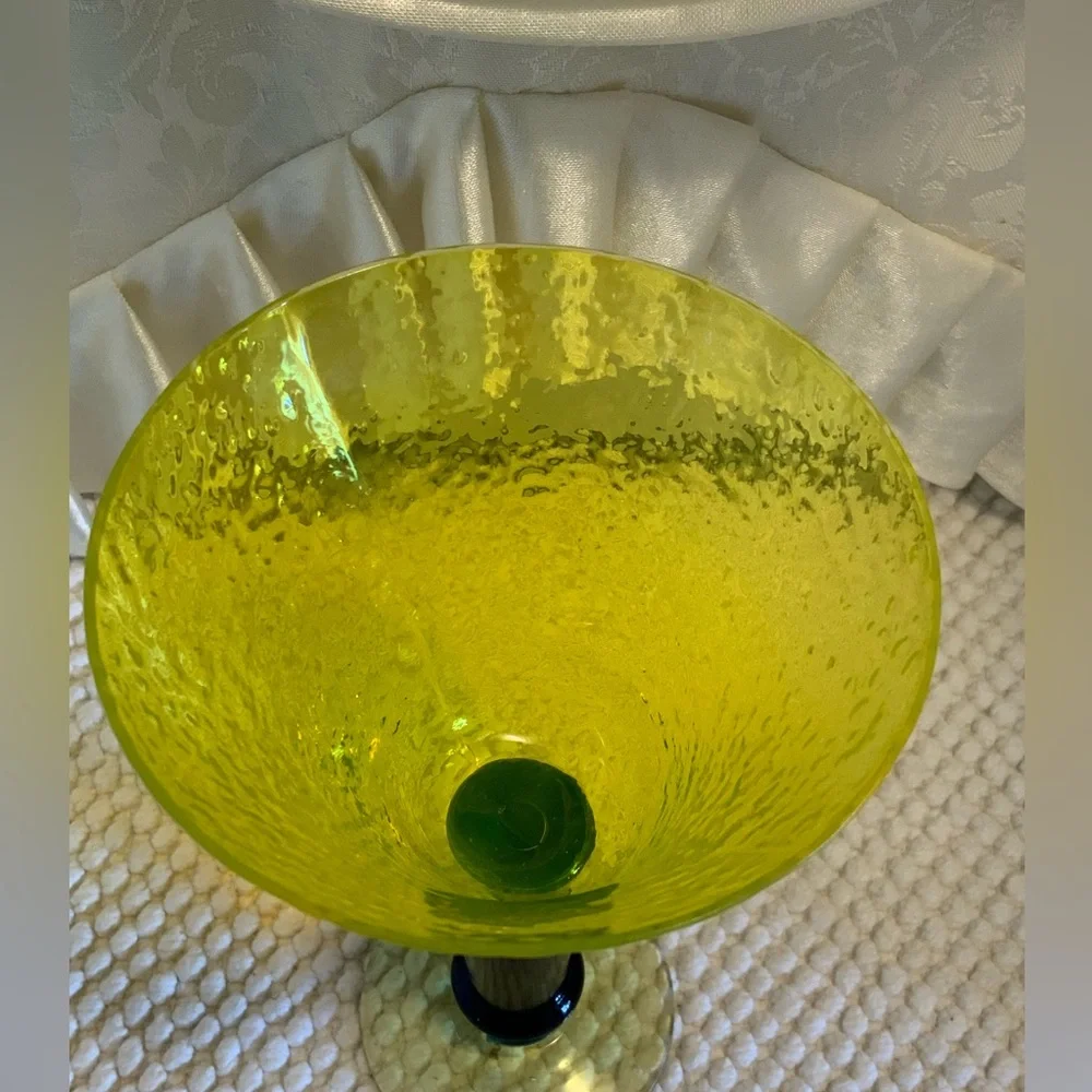 HAND BLOWN WINE GLASS